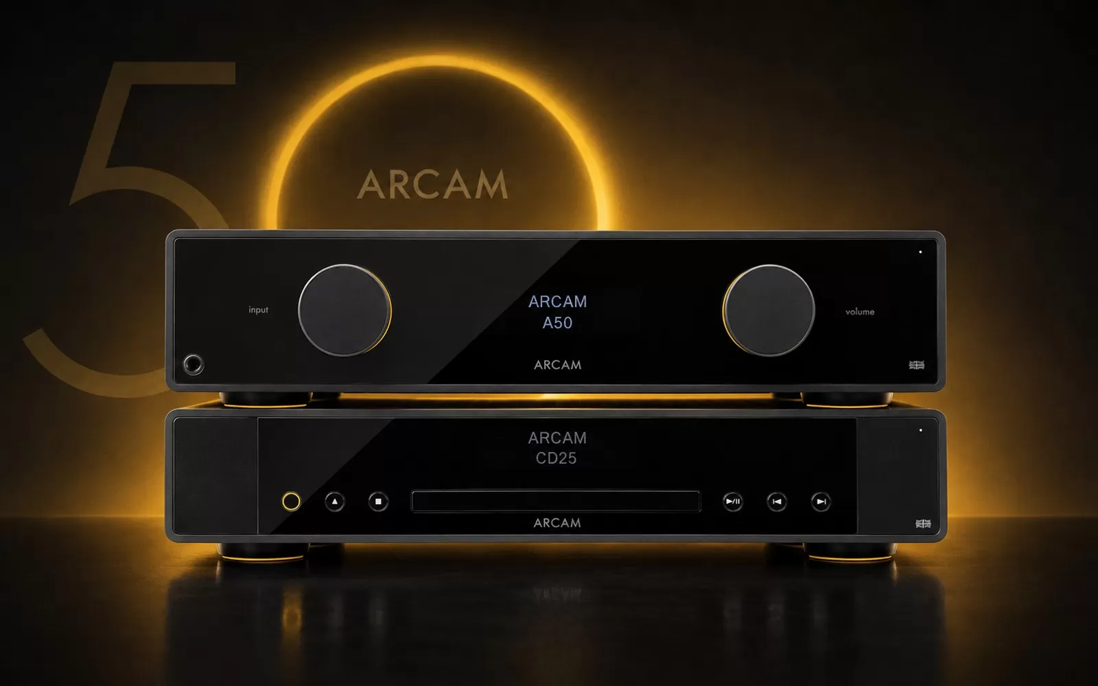Arcam Kỷ Niệm 50 Năm Thành Lập Bằng Bộ Đôi Đầu Bảng: Amply A50 Signature và Đầu CD25