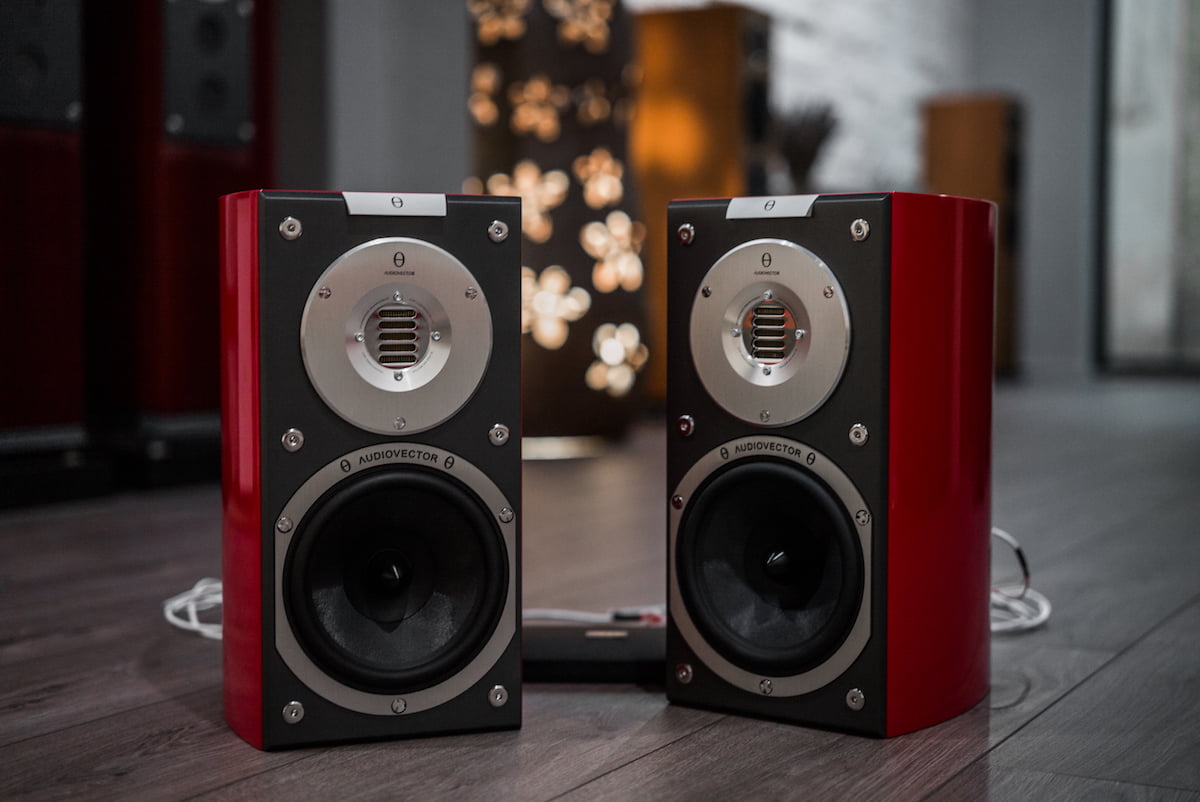 Loa tích hợp ampli Audiovector đẳng cấp Hi-end lừng danh Đan Mạch