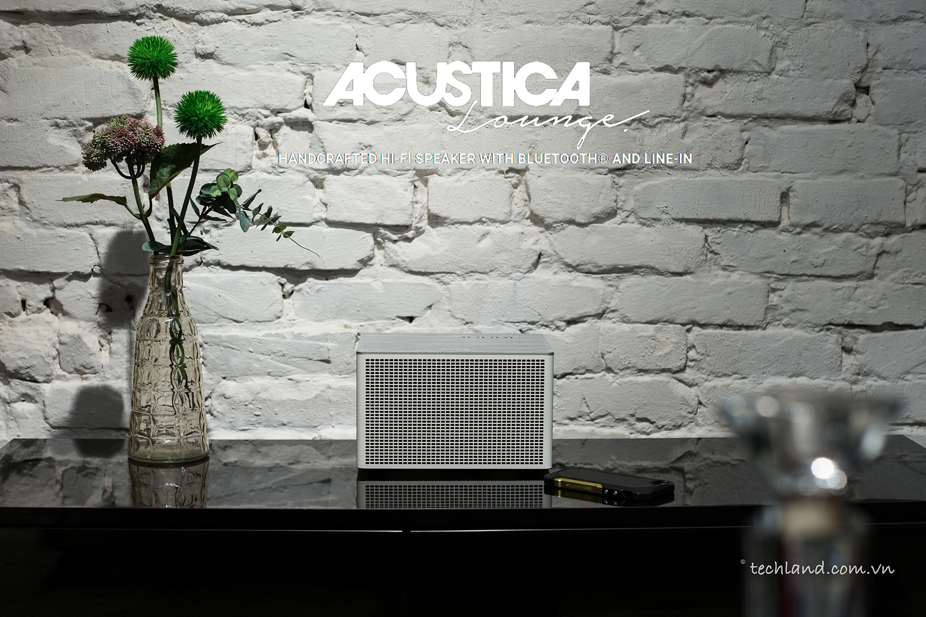 Loa bluetooth Geneva Acustica Lounge hoàn hảo cả âm lẫn sắc