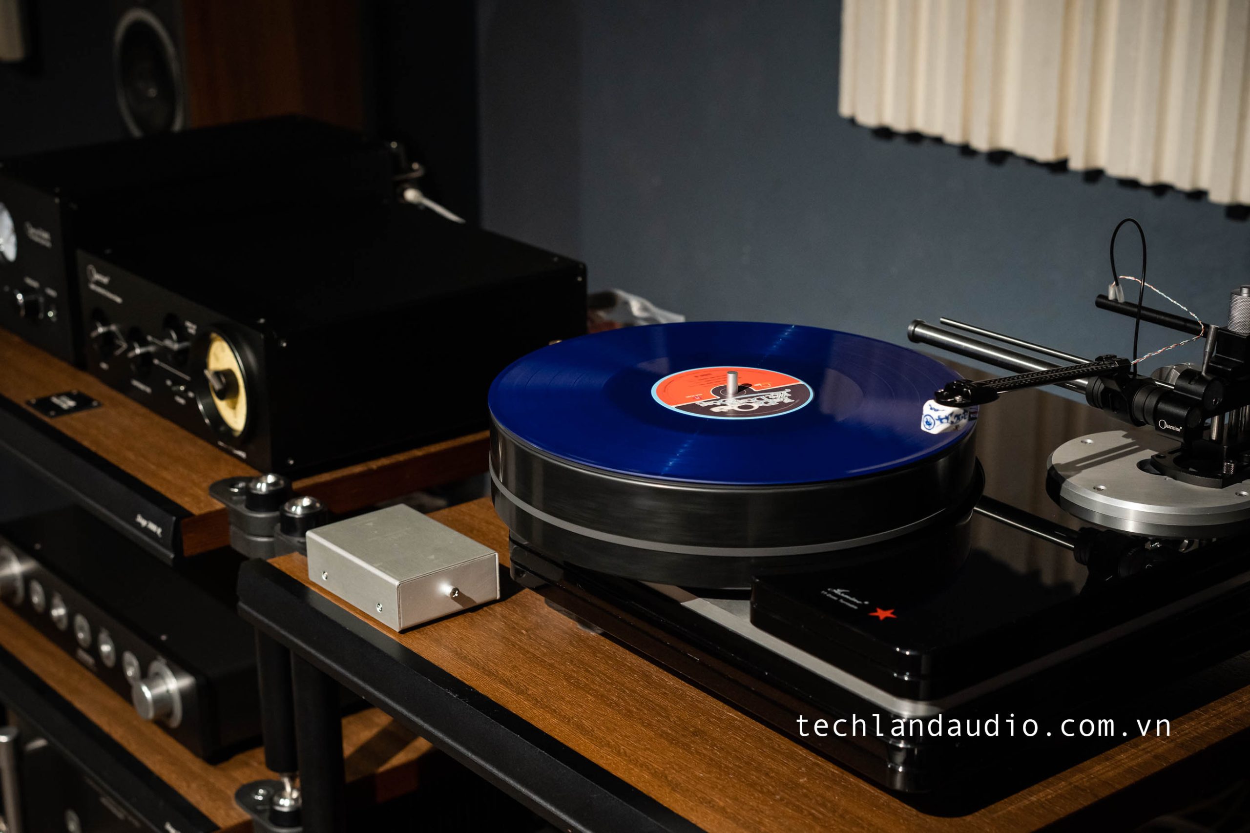 Hệ thống tham chiếu đầu đĩa than Jasmine Audio