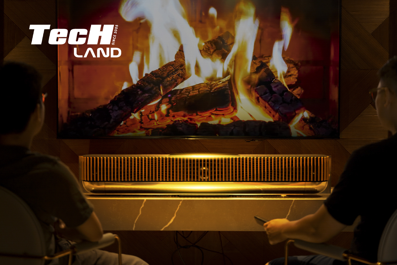 Chia sẻ cách Soundbar chuyển biến xu hướng giải trí tại gia - từ sự gắn kết gia đình đến độ tiện lợi tối đa