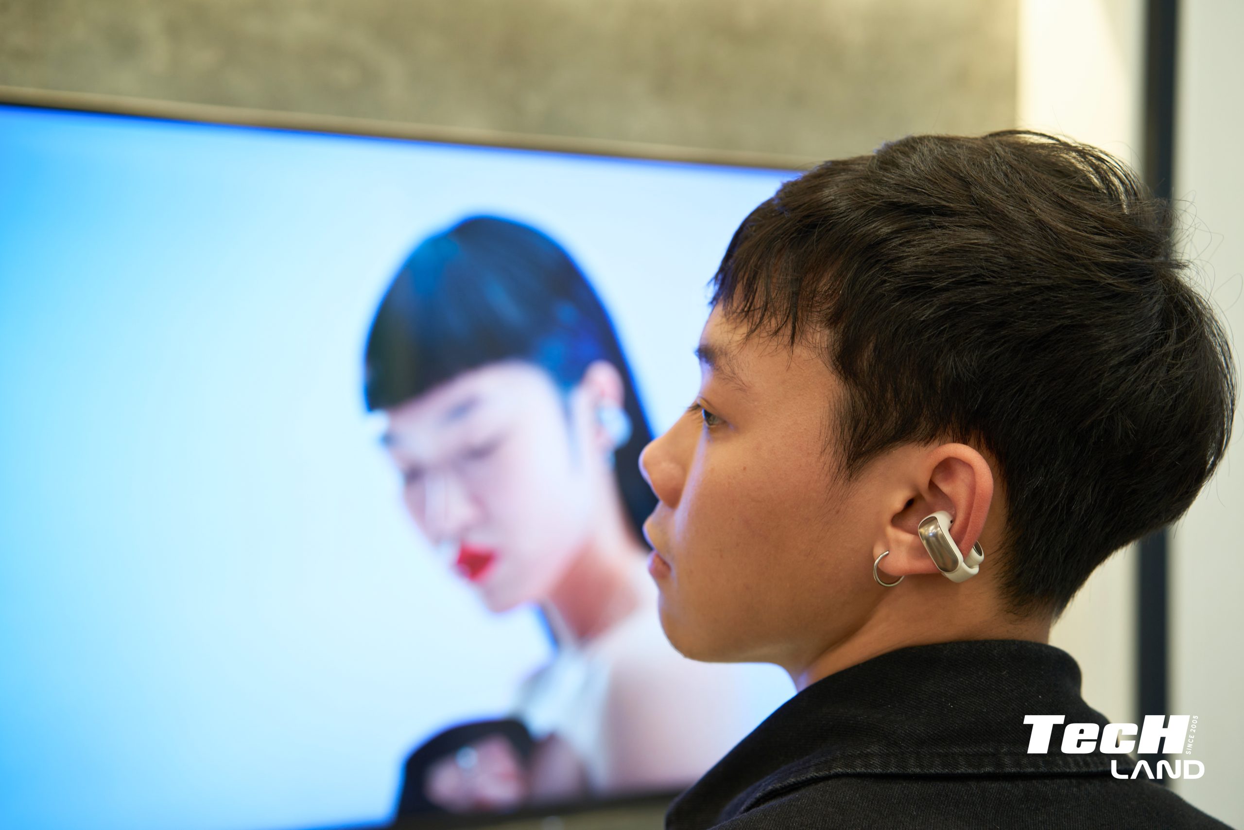 Bose Ultra Open Earbuds - Tai nghe đỉnh cao của công nghệ âm thanh mở