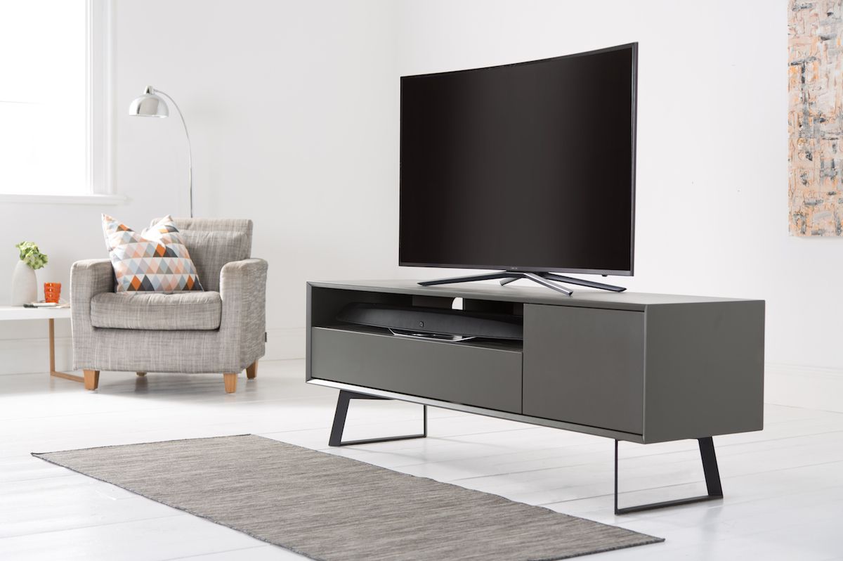 KỆ TIVI ALPHASON 30 NĂM THIẾT KẾ HỖ TRỢ LĨNH VỰC GIẢI TRÍ GIA ĐÌNH